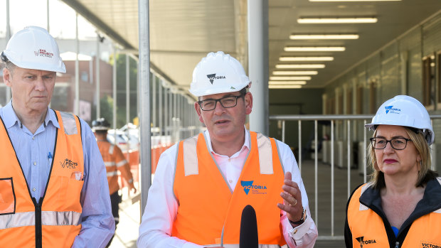 Yet another hi-vis photo opportunity for Premier Daniel Andrews and Minister for Transport Infrastructure Jacinta Allan.