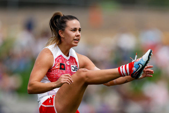 Chloe Molloy of the Sydney Swans.