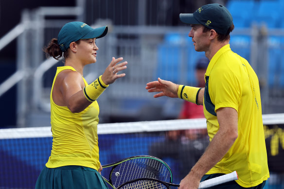 Ash Barty and John Peers are through to the semi-finals.