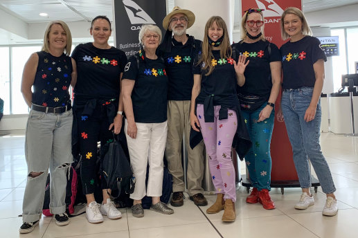 Sara Colombini (waving, third from right) and fellow puzzlers from WA.