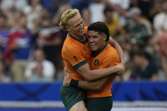 Carter Gordon celebrates with Ben Donaldson 
