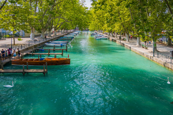 Canal du Vasse in Annecy, which gets the top vote for quality of life in France.