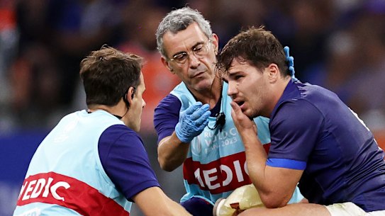 Antoine Dupont copped a knock shortly after half-time in Marseille and was forced from the field.
