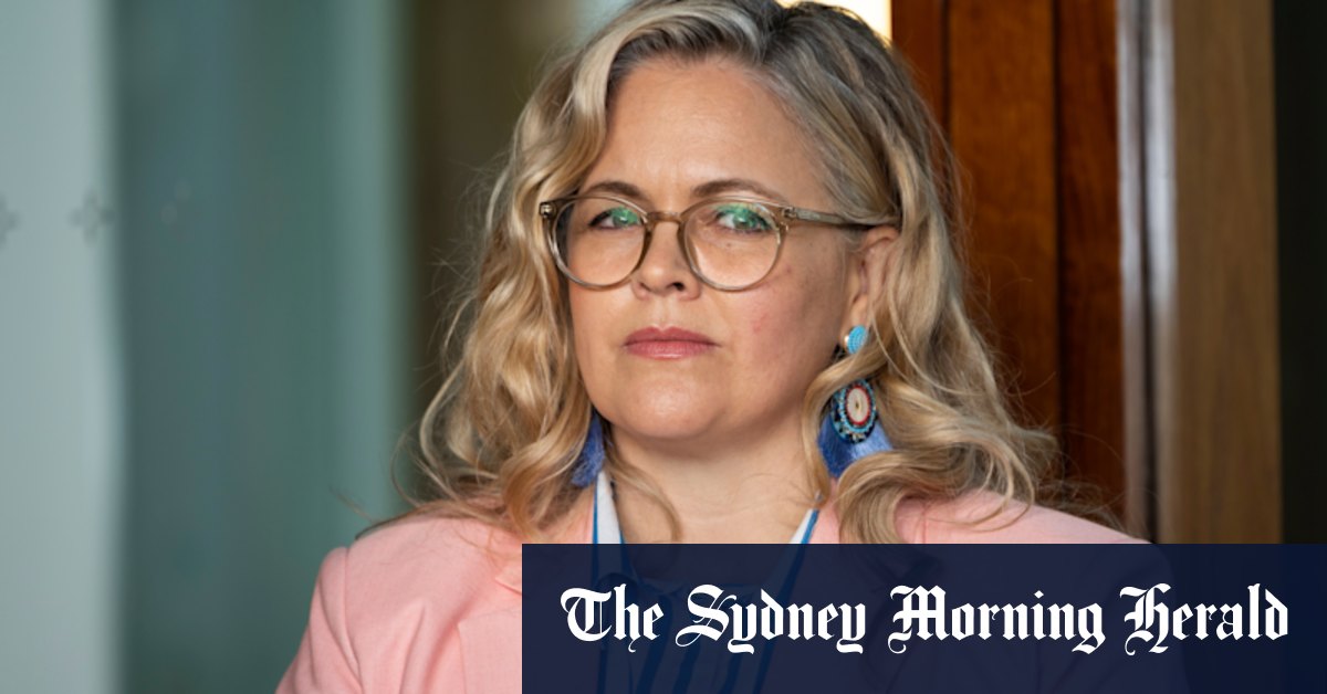 Taryn Brumfitt says doctors should avoid discussing patient's weight - Vimarsana News