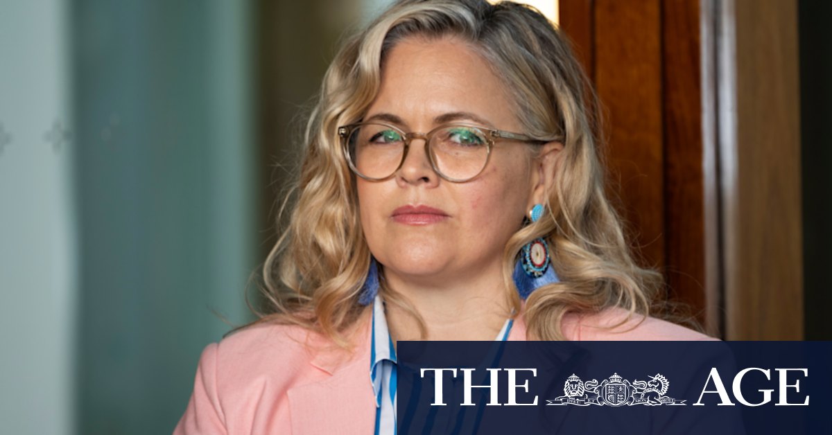 Taryn Brumfitt says doctors should avoid discussing patient's weight - Vimarsana News