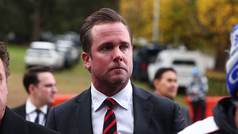 Essendon sets criteria for senior coach search, interviewing 10-15 candidates (australia) — SMH