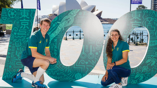 Edward Fernon and Jessica Fox pose during the Australian Olympic Committee’s 100-day countdown launch.