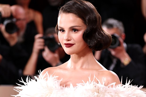 Selena Gomez: Singer opens up about permanent damage from secret vape ...