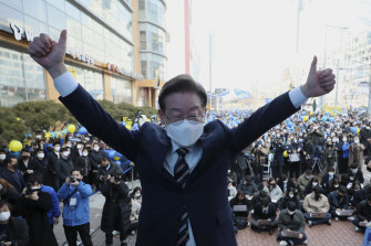 Lee Jae-myung, the presidential candidate of the ruling Democratic Party.