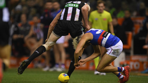 Mason Cox and his ''clumsy'' contest with Jason Johannisen.