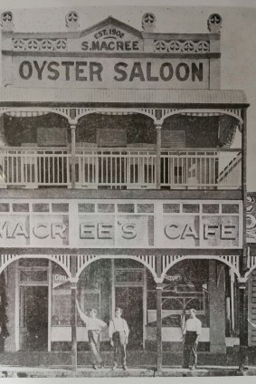 MaCree’s Oyster saloon, Townsville, circa 1910s.  