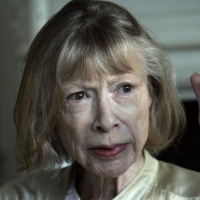 Joan Didion: “I just tended my own garden.″⁣