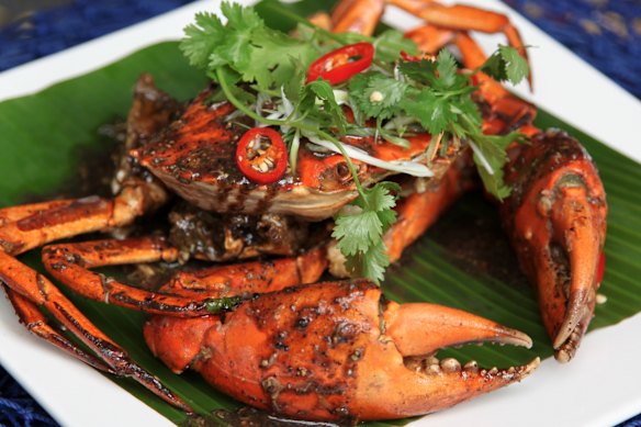 The Singaporean chilli mud‑crab at Beach Almond.