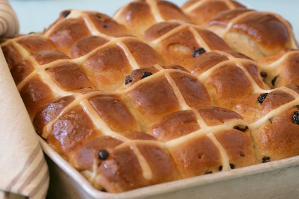 Lynne Mullins' hot cross buns.