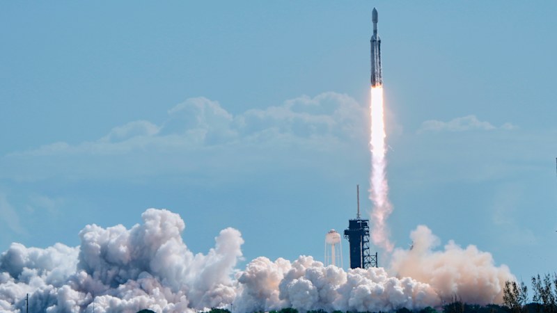 GQG warns SpaceX's ‘eye-watering' valuation may inflate tech bubble
