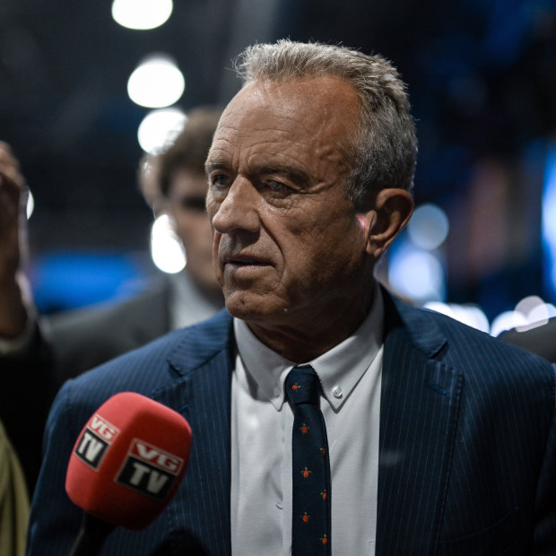 Friends and close associates say Robert F. Kennedy Jr’s choices are best understood as a quest to live up to the legacy of his father, who was assassinated while running for president in 1968.