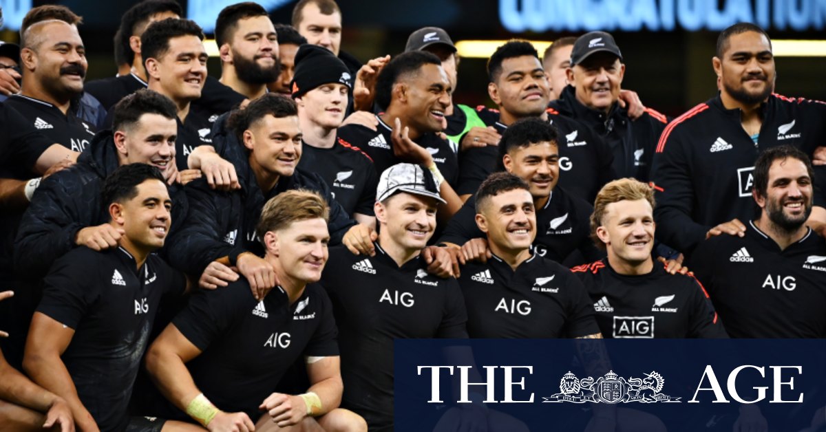 All Blacks kembali ke peringkat 1 dunia setelah tujuh percobaan mengalahkan Wales