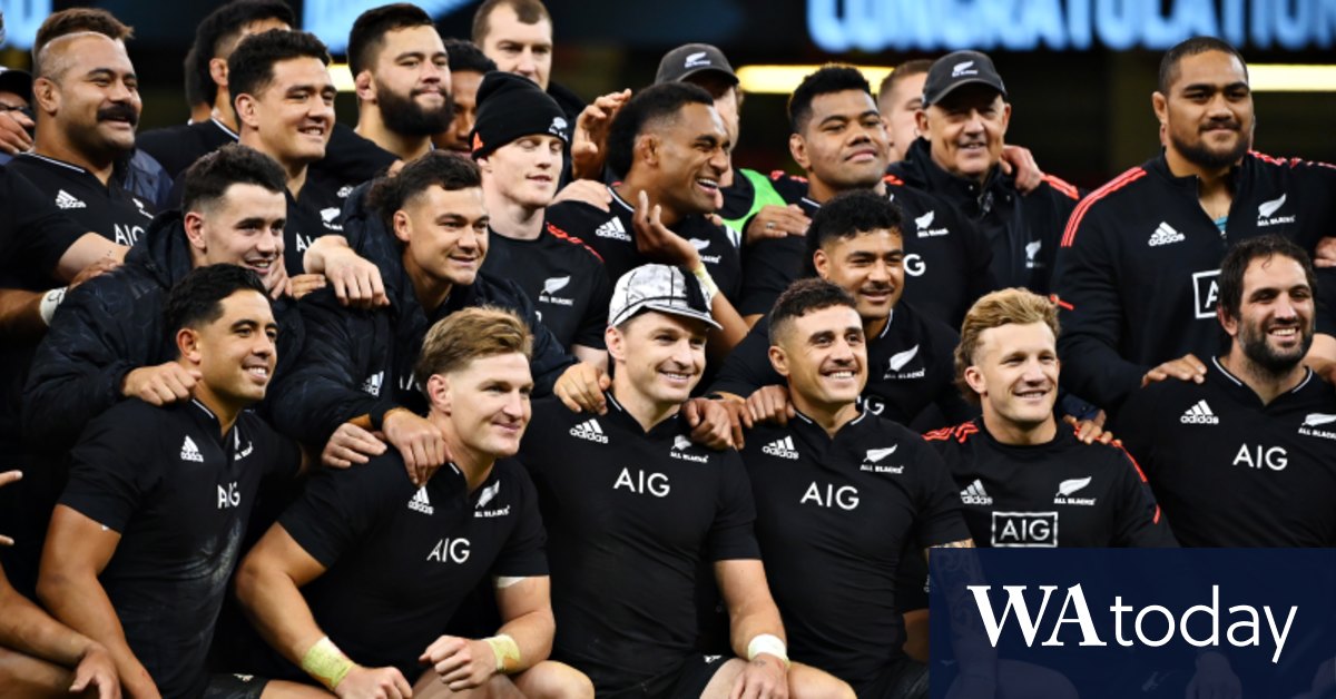 All Blacks kembali ke peringkat 1 dunia setelah tujuh percobaan mengalahkan Wales