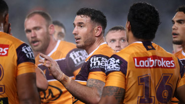 Steve Renouf says the Broncos need a man manager as they look to return to the top.