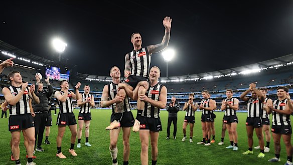 Tim Membrey celebrates game 200.