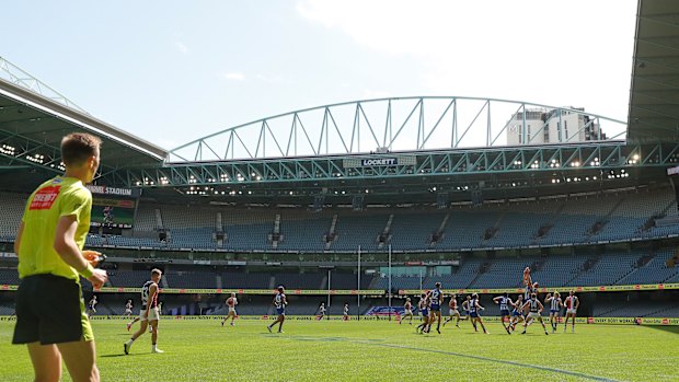 Victoria's chief health officer Brett Sutton says a June return for AFL is possible.