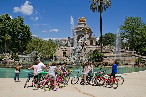 A stop at the waterfall fountain, the Cascada Monumental, in Barcelona’s Ciutadella Park.