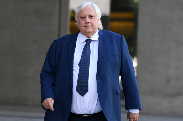 Clive Palmer pledged $100 million for Aboriginal health and welfare in 2008.