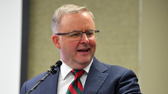 Labor leader Anthony Albanese says climate change is an opportunity.