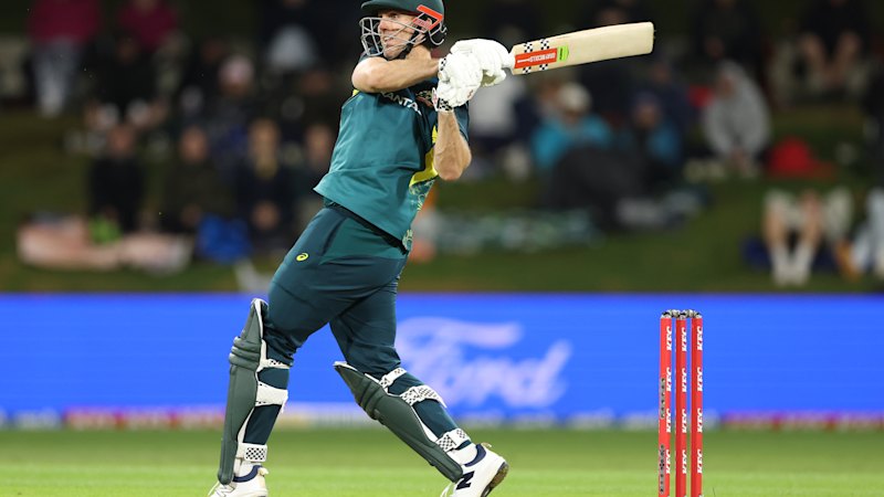 Brilliant Marsh hits first T20 ton as Aussies chase down New Zealand