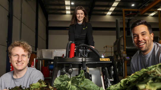 L-R Alex Arnold, co-founder and CTO of Bardee, co-founder and chief executive Phoebe Gardner and Blackbird Ventures Partner Nick Croker