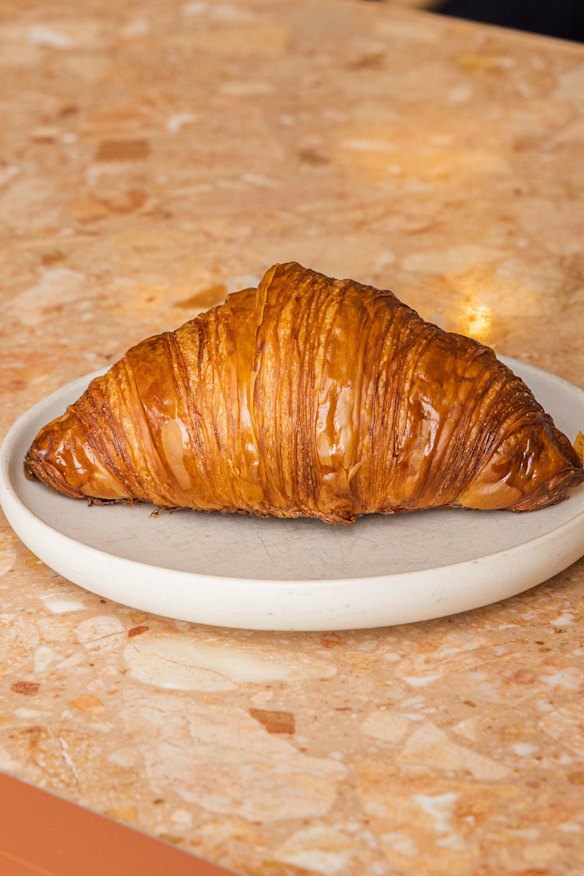 Croissant. 