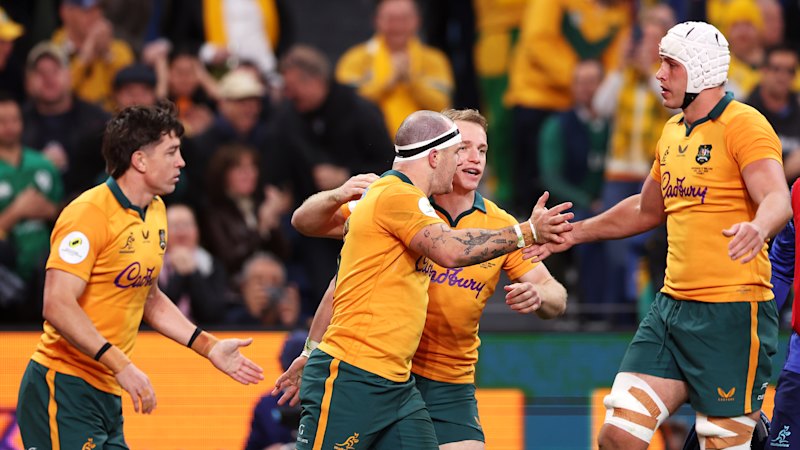 Rugby LIVE updates: Wallabies start Test season against Ireland in Sydney