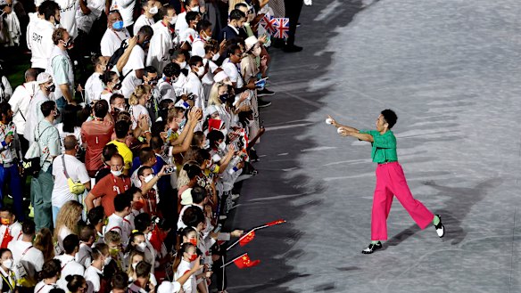 Performer performs during the Closing Ceremony of the Tokyo 2020 Olympic Games.