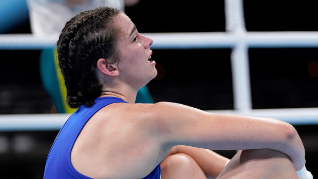 Skye Nicolson breaks down in tears after losing in the quarter-finals of the women’s feather