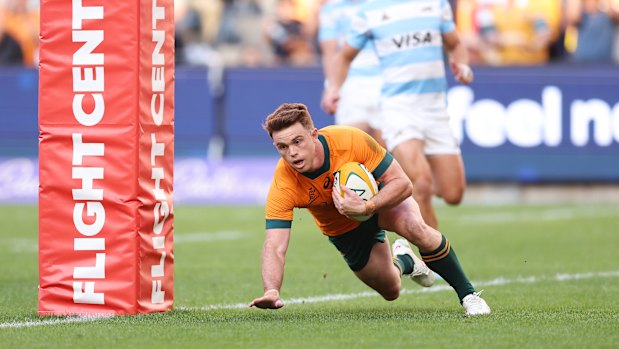 Andrew Kellaway scores a try against Argentina last year.