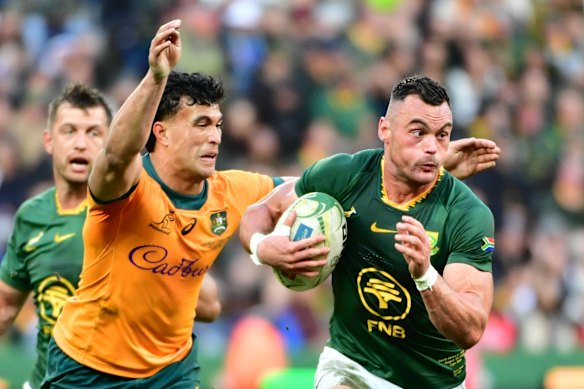 Jesse Kriel attempts to get past Joseph-Aukuso Suaalii in Cape Town last year.