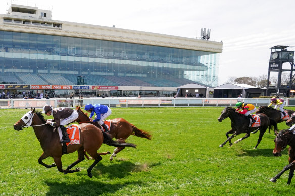 Lombardo, ridden by Jye McNeil.