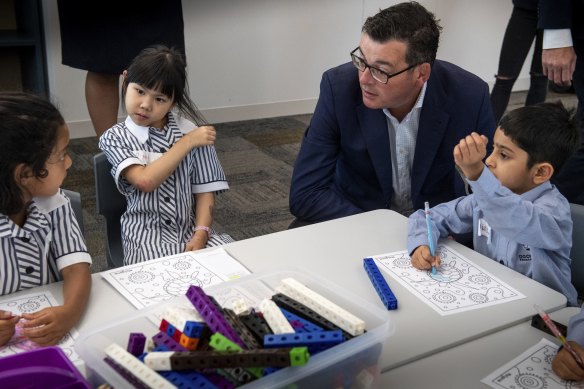 Morning meeting: Premier Daniel Andrews with Docklands Primary School students.