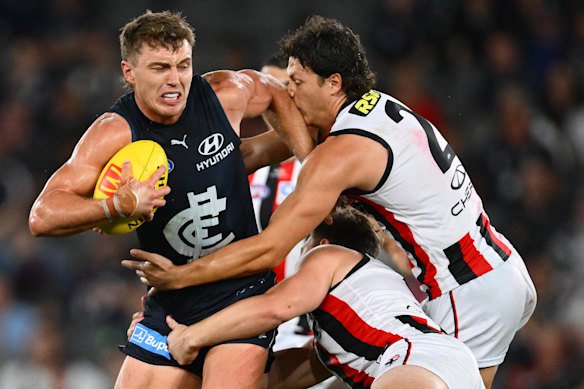 Patrick Cripps is one of the best at winning centre clearances.