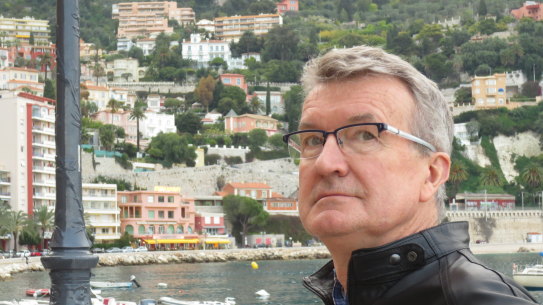 Peter Goldsworthy's latest novel is highly entertaining. 