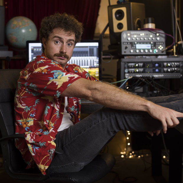 Tom Cardy Australian’s musical comedy TikTok success