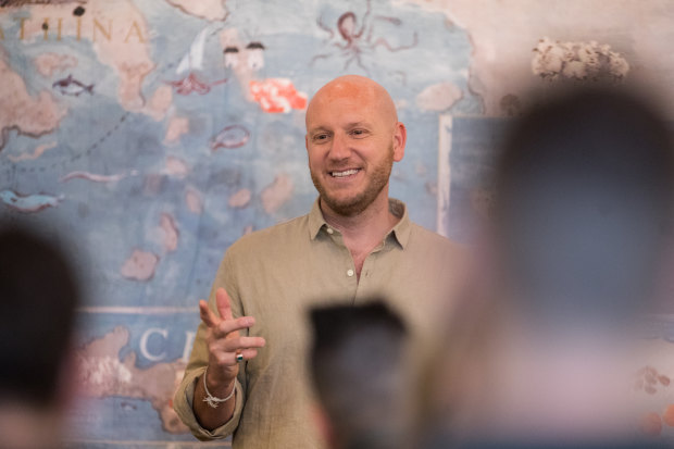 George Calombaris' meditation teacher, Jonni Pollard, is creator of the 1 Giant Mind app and travels the world as a meditation teacher to the rich and famous. 