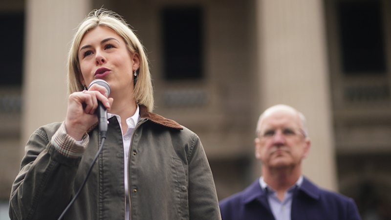 Liberals pledge ‘transit lounges’ to free up hospital beds