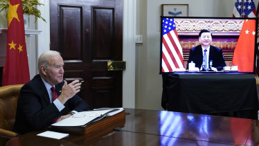 乔拜登总统周一与中国国家主席习近平进行了虚拟会谈。