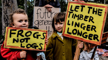 Children protesting at logging in the Corunna State Forsts in NSW.