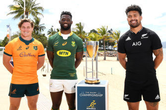 Michael Hooper, Siya Kolisi and Ardie Savea pose for a photo in Townsville on Friday. 
