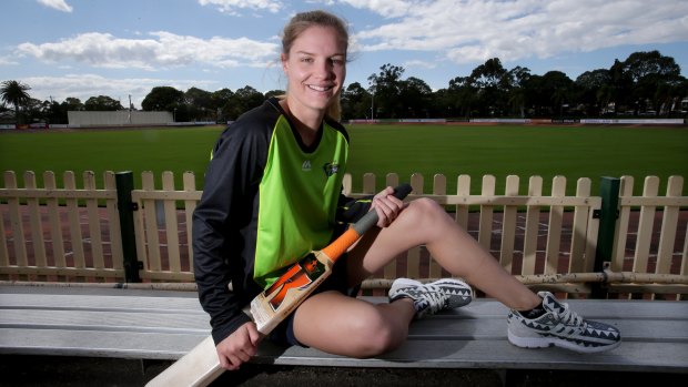 Nicola Carey wants to make her mark in world cricket.