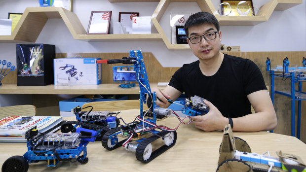 Jasen Wang’s company Makeblock sells educational robotics kits to 5 million users in 160 countries worldwide.