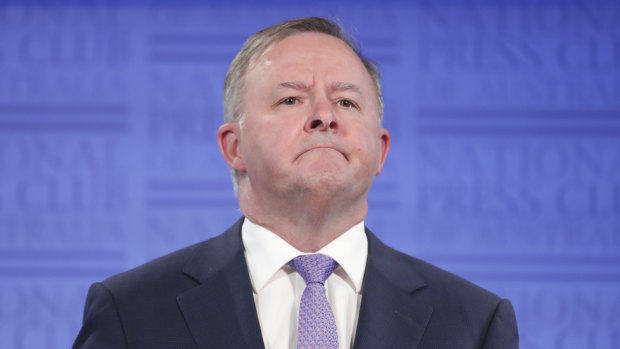 Anthony Albanese will use a major speech on the economy on Friday to argue "prudence and mutual obligation" will guide Labor's budget approach.