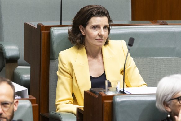 The Australian Financial Review has reported that the Liberals want independent Wentworth MP Allegra Spender to join their party room.